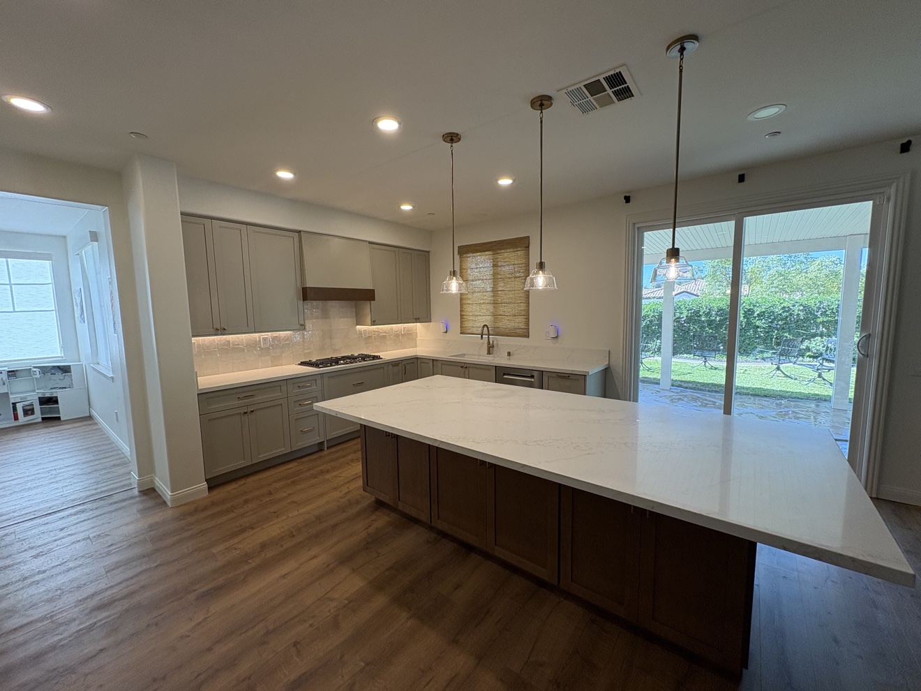 Kitchen island pendant lighting installation